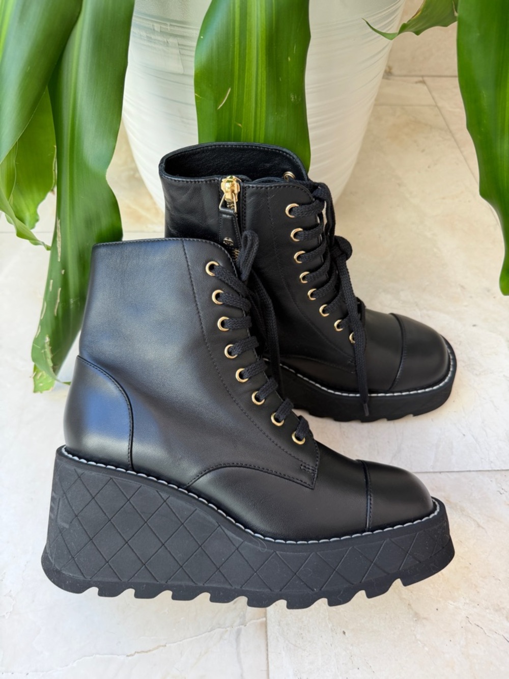Chanel 2024 Interlocking CC Logo Combat Wedge Lambskin Lace Up Ankle Boots 36.5 - Picture 8 of 16